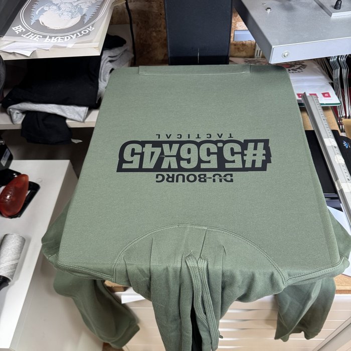 T-shirt floqué pour une série tactique de compétition